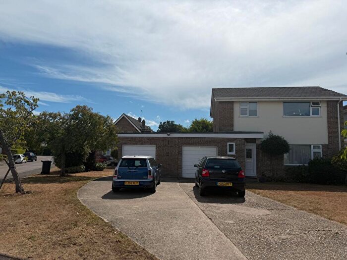 3 Bedroom Detached House For Sale In South Western Crescent, Lower Parkstone, Poole, BH14