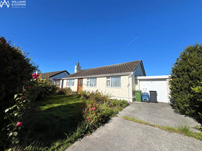4 Bedroom Detached Bungalow For Sale In Penbodeistedd, Llanfechell, Anglesey, LL68