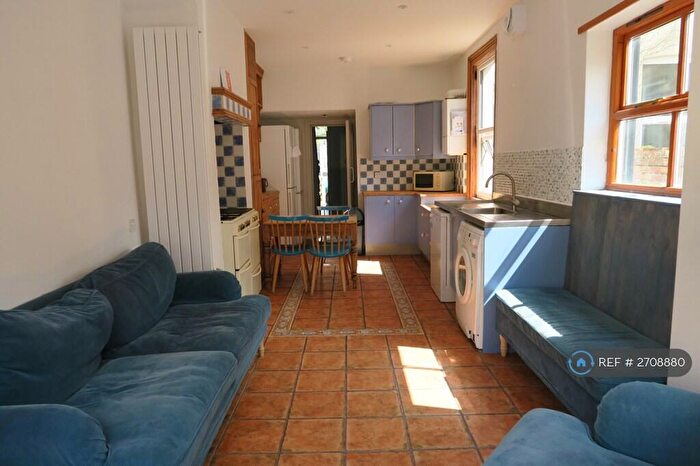 6 Bedroom Terraced House To Rent In Brynland Avenue, Bristol, BS7