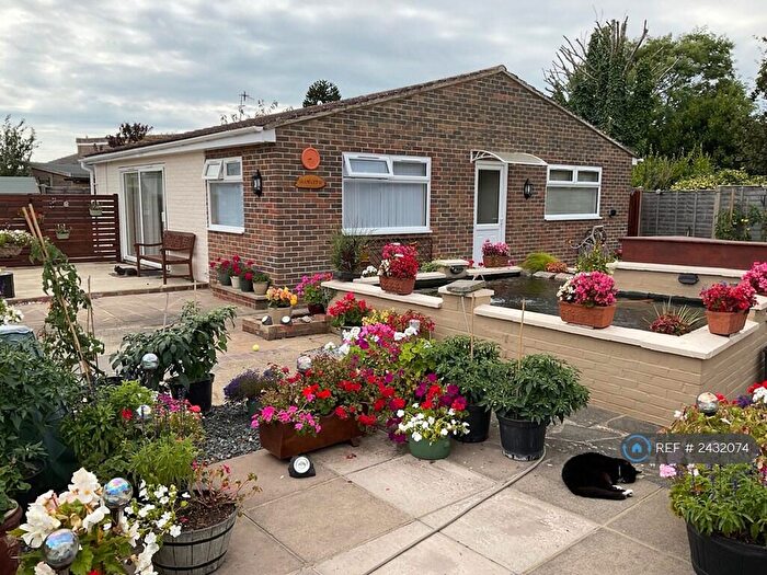 1 Bedroom Bungalow To Rent In Sea Lane, Bognor Regis, PO21