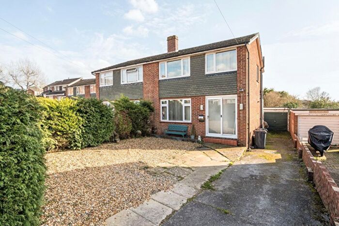 3 Bedroom Property For Sale In Bevan Road, Waterlooville, PO8
