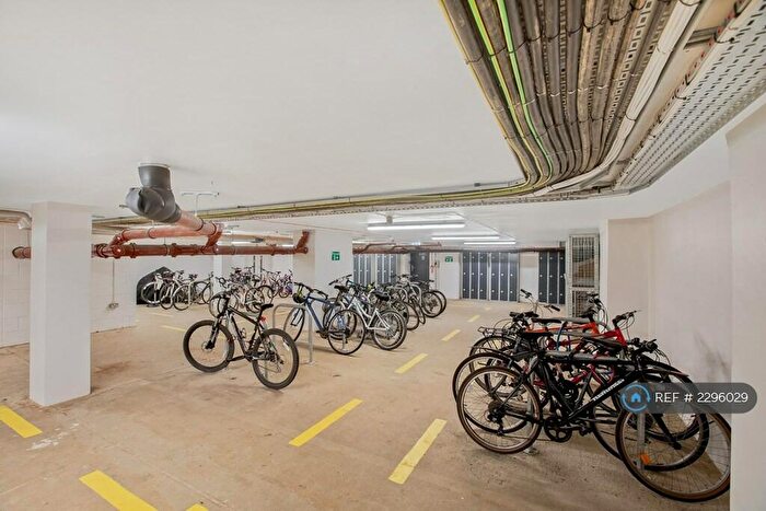 1 Bedroom Flat To Rent In Slough, Slough, SL1