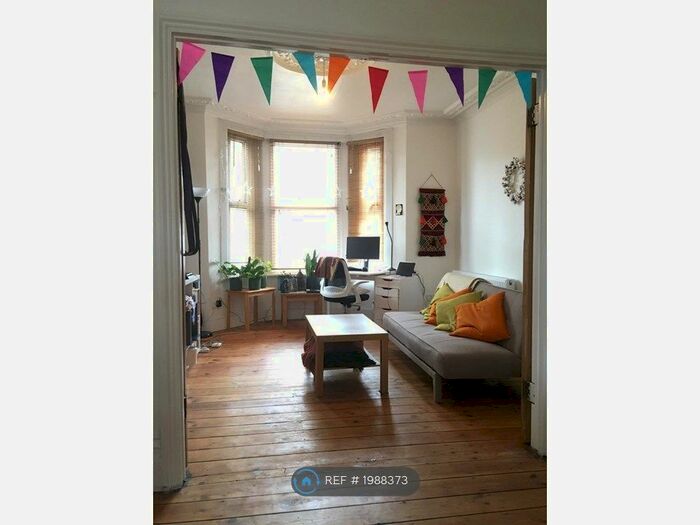 1 Bedroom Flat To Rent In Cranmer Road, Forest Gate, E7