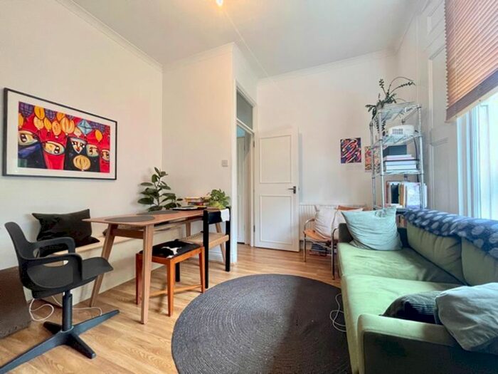 1 Bedroom Flat To Rent In Warneford Street, London, E9