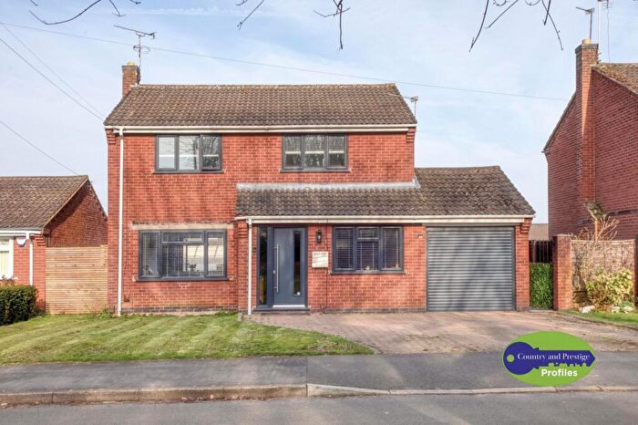4 Bedroom Detached House For Sale In Rugby Road, Burbage, LE10
