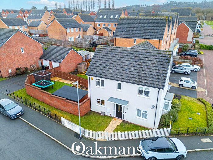 3 Bedroom Semi Detached House For Sale In Russell Street, Cofton Hackett, Birmingham, Worcestershire, B45