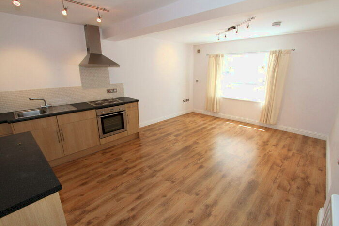 1 Bedroom Apartment To Rent In Church Lane, Banbury, Oxon, OX16