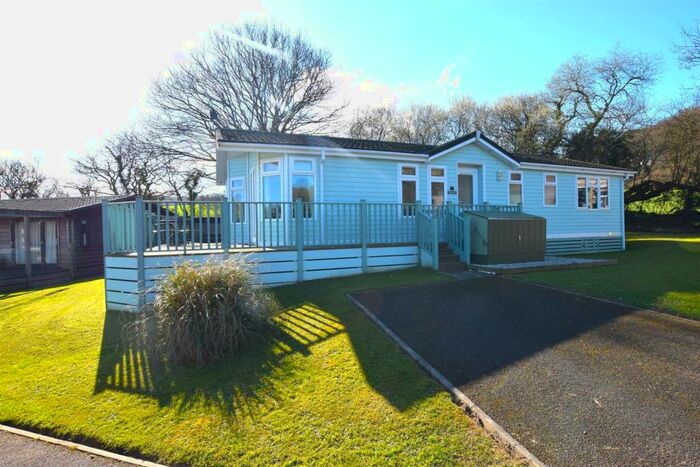 3 Bedroom Chalet For Sale In Willow Bay Country Park, Whitstone, EX22