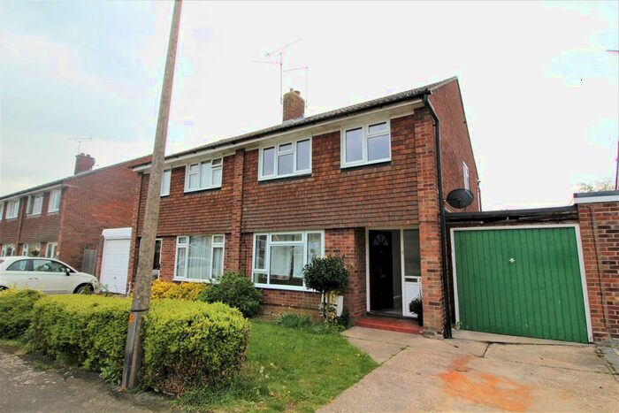 3 Bedroom Semi-Detached House To Rent In Winston Avenue, Tiptree, Colchester, CO5