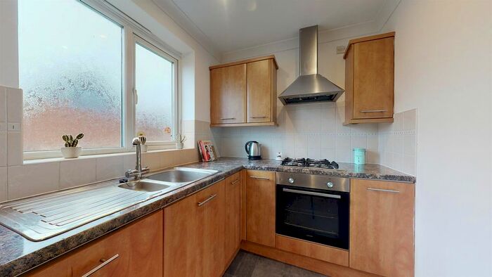 2 Bedroom Flat To Rent In Cambridge Court, Tindale Crescent, Bishop Auckland DL14