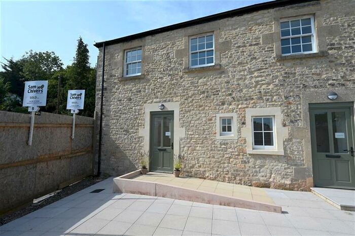 Commercial Property To Rent In Wells Road, Radstock, BA3