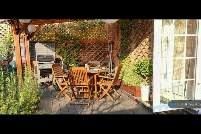 1 Bedroom Flat To Rent In New King Street, London, SE8