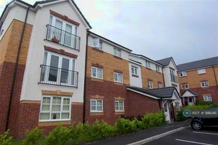 2 Bedroom Flat To Rent In Deanery Court, Cheetham Hill, M8