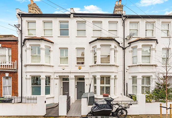 3 Bedroom Flat For Sale In Epirus Road, Fulham, SW6