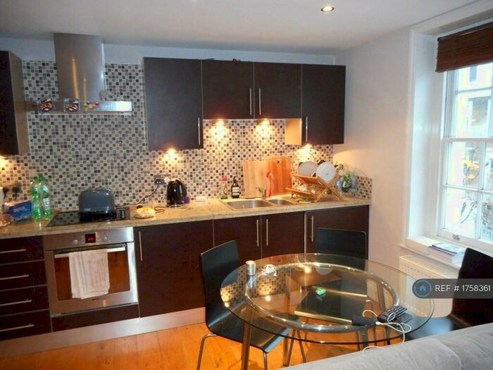 1 Bedroom Flat To Rent In Barnsbury Street, London, N1