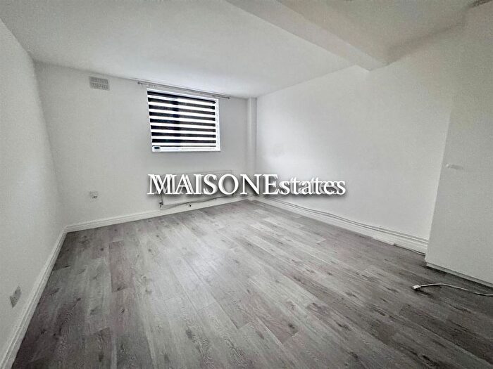 2 Bedroom Flat To Rent In Barkers Butts Lane, Coundon, Coventry, CV6