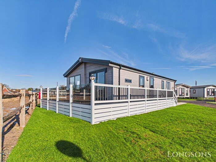 2 Bedroom Park Home For Sale In Alberta Holiday Park, CT5