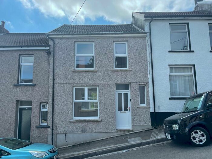 2 Bedroom Terraced House To Rent In Oakwood Street, Treforest, Pontypridd, CF37