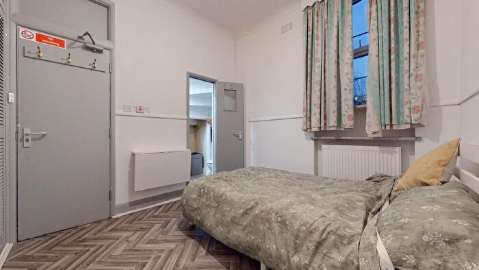 Studio To Rent In Gray's Inn Road, London, WC1X