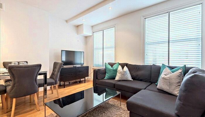 2 Bedroom Flat To Rent In Nottingham Place, London, W1U