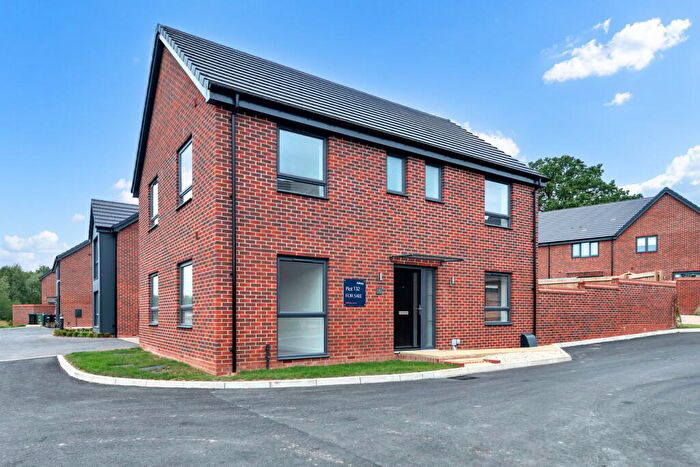 4 Bedroom Detached House For Sale In Orwell Avenue, Tattenhoe Park, Milton Keynes, MK4