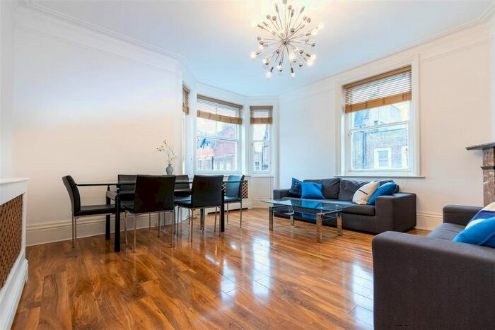 3 Bedroom Flat To Rent In Treborough House, Marylebone, W1U
