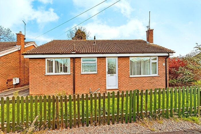 3 Bedroom Bungalow To Rent In Chestnut Drive, Hemingbrough, Selby, North Yorkshire, YO8
