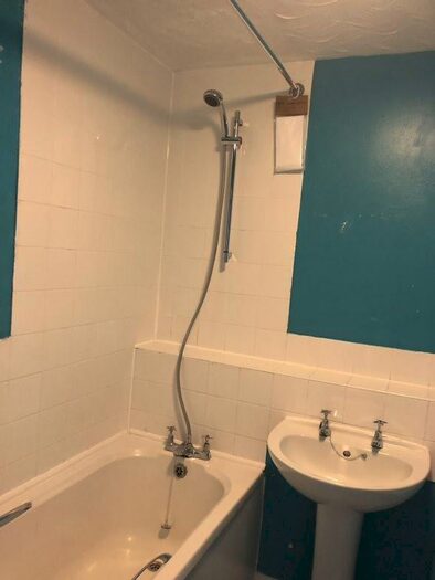 2 Bedroom Flat To Rent In Rectory Gardens, NN9