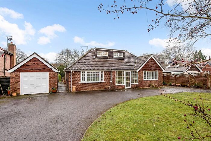 3 Bedroom Detached House For Sale In Upper Crabbick Lane, Denmead, PO7