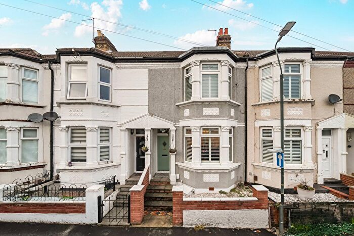 3 Bedroom Terraced House For Sale In Holly Hill Road, Erith, DA8