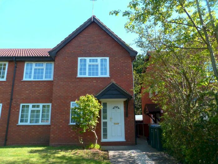 2 Bedroom Maisonette To Rent In Ridge Court, Allesley Green, Coventry, CV5