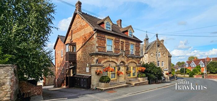 1 Bedroom Flat To Rent In High Street, Purton, SN5