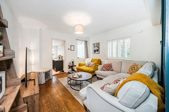 2 Bedroom Property For Sale In Wellfield Road, Streatham, SW16