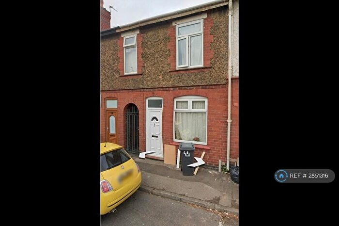 3 Bedroom Terraced House To Rent In Mason Street, West Bromwich, B70