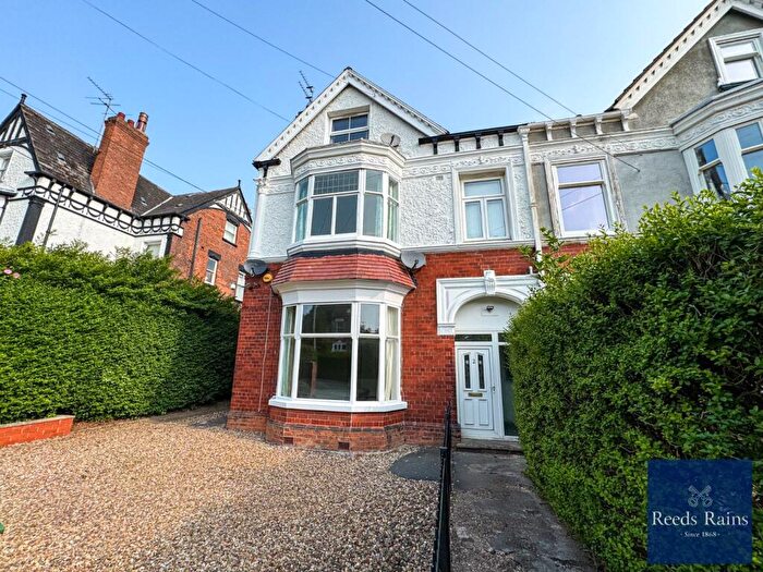 3 Bedroom Apartment To Rent In Davenport Avenue, Hessle, East Riding Of Yorkshi, HU13