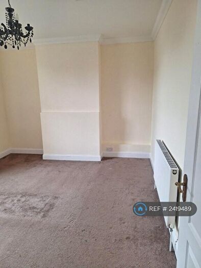 3 Bedroom Flat To Rent In Rosemary Road, Clacton-On-Sea, CO15