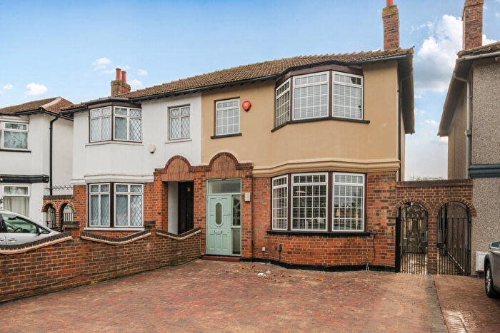 4 Bedroom Semi Detached House For Sale In Shooters Hill Road, London, SE18