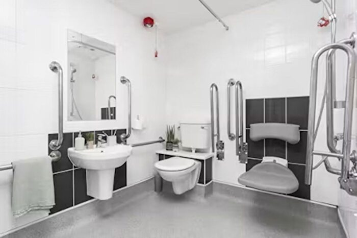 1 Bedroom Flat To Rent In Greetham St, Portsmouth, PO5