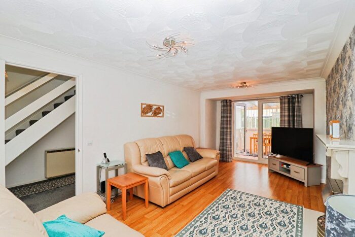 3 Bedroom Terraced House For Sale In Beevors Garden, Bungay, NR35