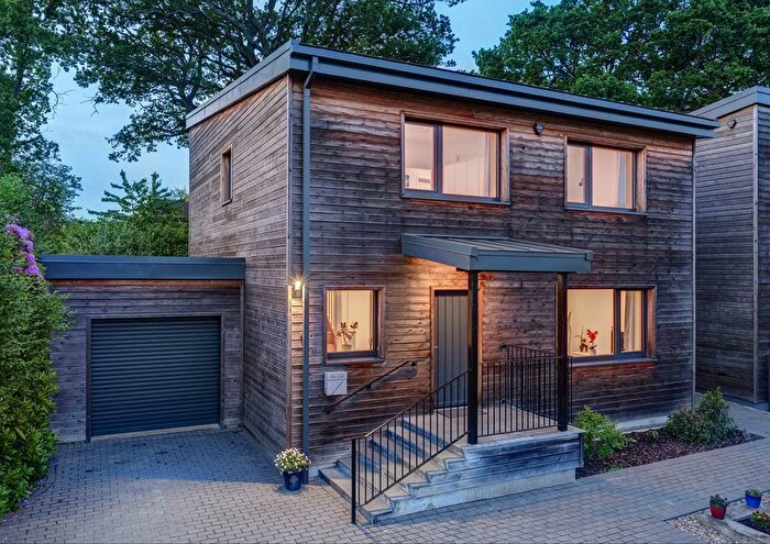 4 Bedroom Detached House For Sale In Beeches Road, Farnham Common, SL2