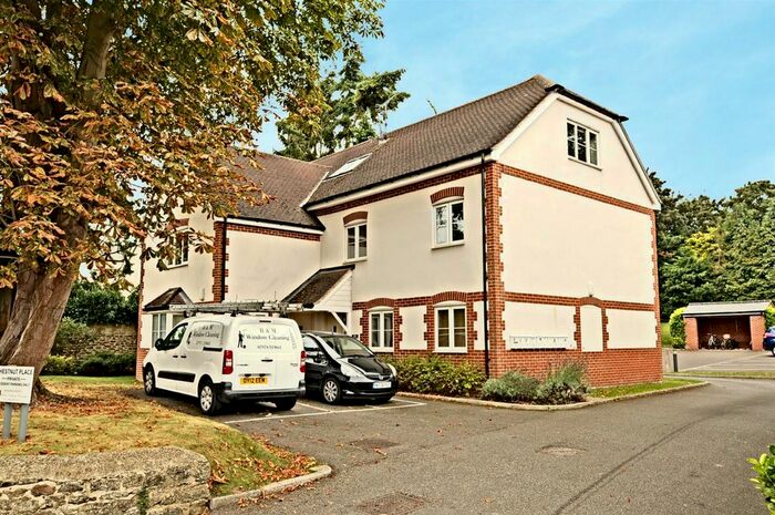 1 Bedroom Flat To Rent In Kennington Road, Kennington, Oxford, OX1