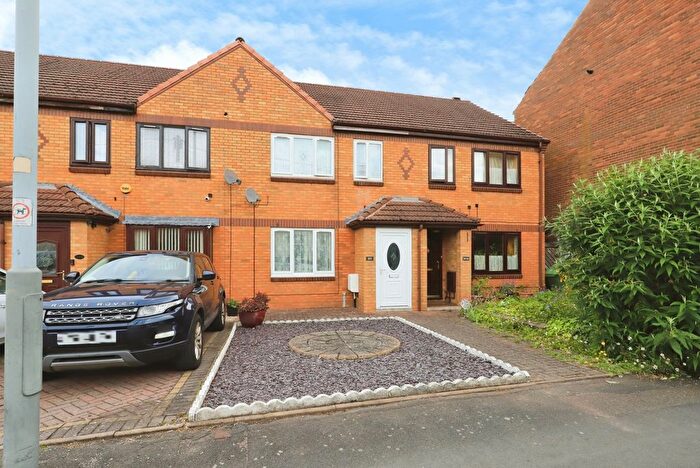 3 Bedroom Terraced House For Sale In Newhampton Road West, Wolverhampton, West Midlands, WV6
