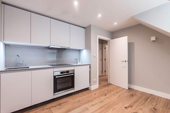 1 Bedroom Flat To Rent In Netherhall Gardens, NW3
