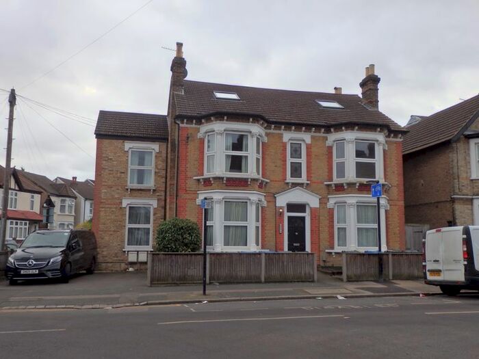 1 Bedroom Flat To Rent In Quadrant Road, Thornton Heath, CR7