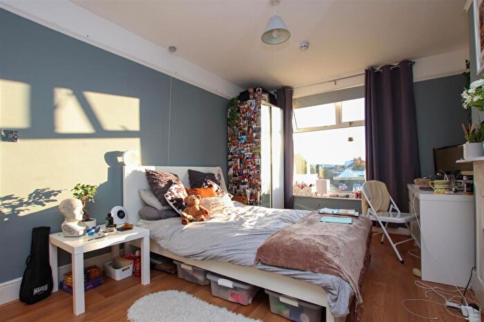 4 Bedroom House To Rent In Lodge Causeway, Bristol, BS16