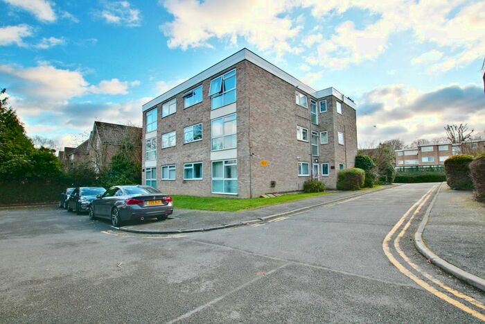 1 Bedroom Flat To Rent In Beckenham Grove, Bromley, BR2