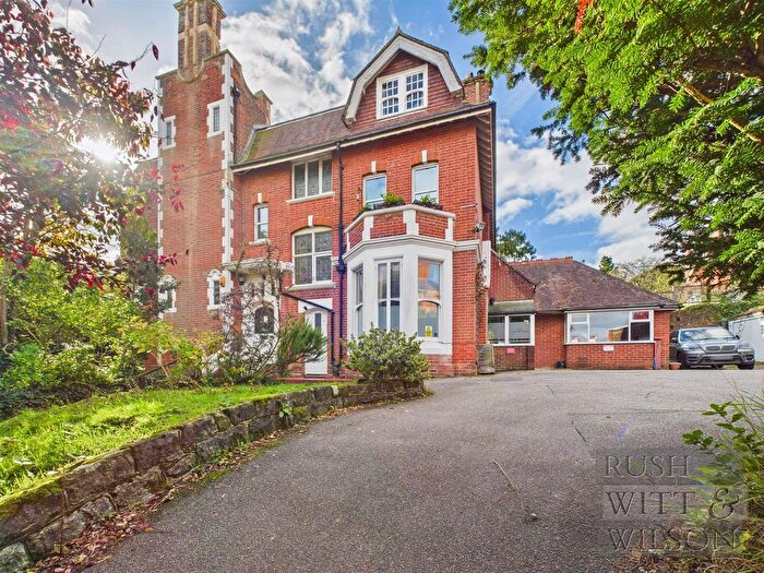 2 Bedroom Flat For Sale In Brittany Road, St. Leonards-On-Sea, TN38