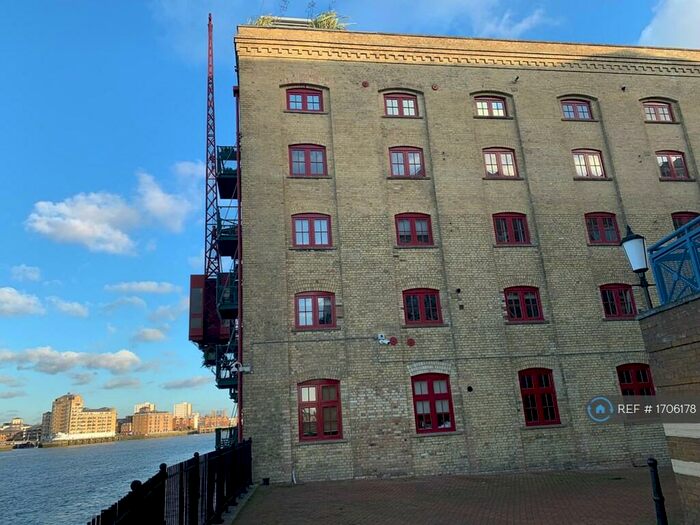 1 Bedroom Flat To Rent In Globe Wharf, London, SE16