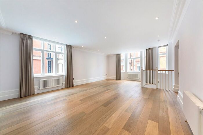 1 Bedroom Flat To Rent In Cadogan Gardens, Sloane Square, London, SW3