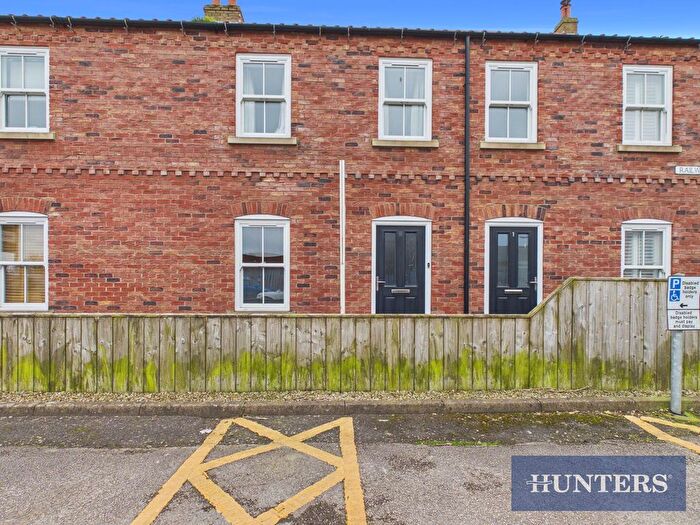 3 Bedroom Terraced House To Rent In Railway Walk, Bridlington, YO16